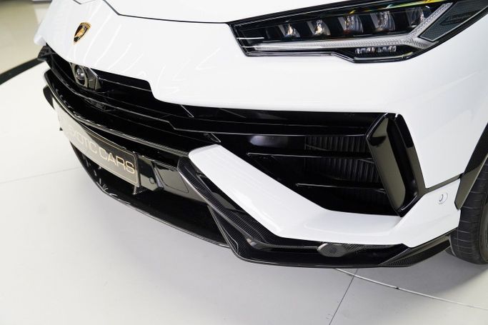 مستعملة Lamborghini Urus Performante أنا شد الوجه, 4.0 l, 2024 في في دبي من Exotic Cars، اللون أبيض. أخرى | AUTO.AE