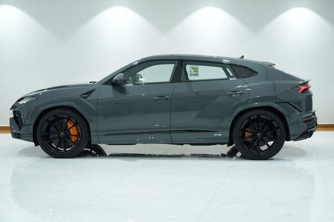 New Lamborghini Urus S I Facelift, 4.0 l, 2023 in Dubai by Oscar Motors, Grey color.  | AUTO.AE