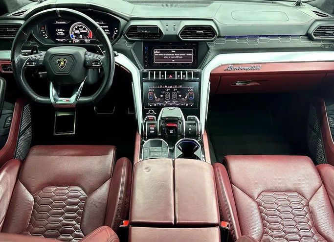 Подержанный Lamborghini Urus I, 4.0 л, 2019 в Дубае от Zeus Motors Серый цвет. GCC | AUTO.AE