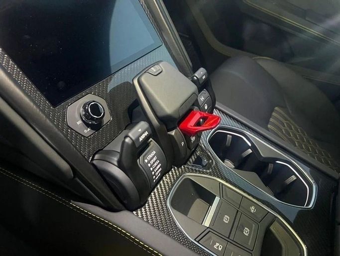 Новый Lamborghini Urus S I Рестайлинг, 4.0 л, 2024 в Дубае от World Center Motors FZE Серый цвет. Европейская | AUTO.AE