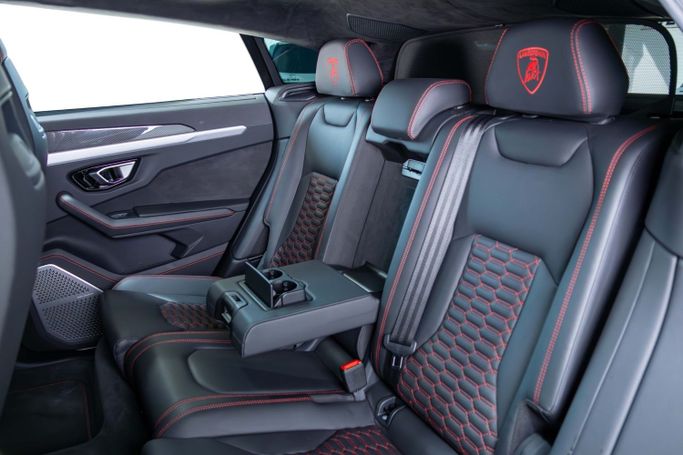 Подержанный Lamborghini Urus I, 4.0 л, 2020 в Дубае от The Car Superstore Серый цвет. Европейская | AUTO.AE