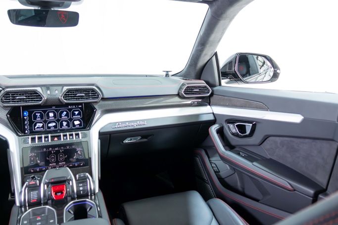 Подержанный Lamborghini Urus I, 4.0 л, 2020 в Дубае от The Car Superstore Серый цвет. Европейская | AUTO.AE