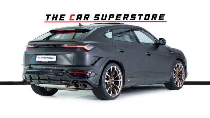 Подержанный Lamborghini Urus S I Рестайлинг, 4.0 л, 2024 в Дубае от The Car Superstore Черный цвет. Европейская | AUTO.AE