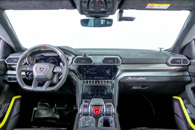 Подержанный Lamborghini Urus Performante I Рестайлинг, 4.0 л, 2024 в Дубае от The Car Superstore Фиолетовый цвет. Other | AUTO.AE