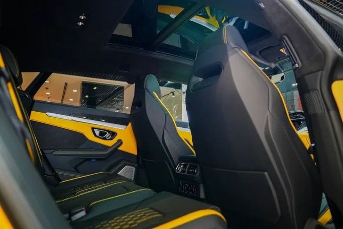 New Lamborghini Urus S I Facelift, 4.0 l, 2024 in Dubai by Special Art Motors, Yellow color. European Specs | AUTO.AE