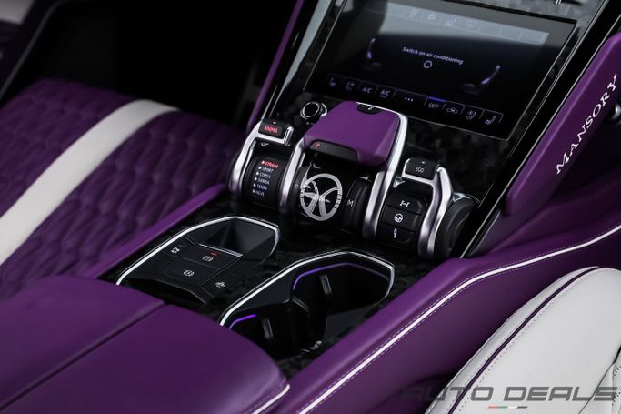 Used Lamborghini Urus I, 4.0 l, 2019 in Dubai by AUTO DEALS, White color. GCC Specs | AUTO.AE