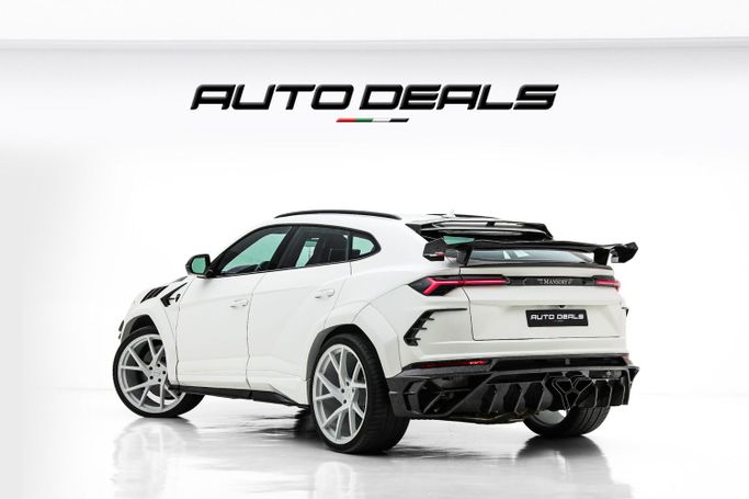 Used Lamborghini Urus I, 4.0 l, 2019 in Dubai by AUTO DEALS, White color. GCC Specs | AUTO.AE