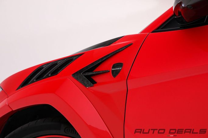 Подержанный Lamborghini Urus I, 4.0 л, 2019 в Дубае от AUTO DEALS Красный цвет. GCC | AUTO.AE