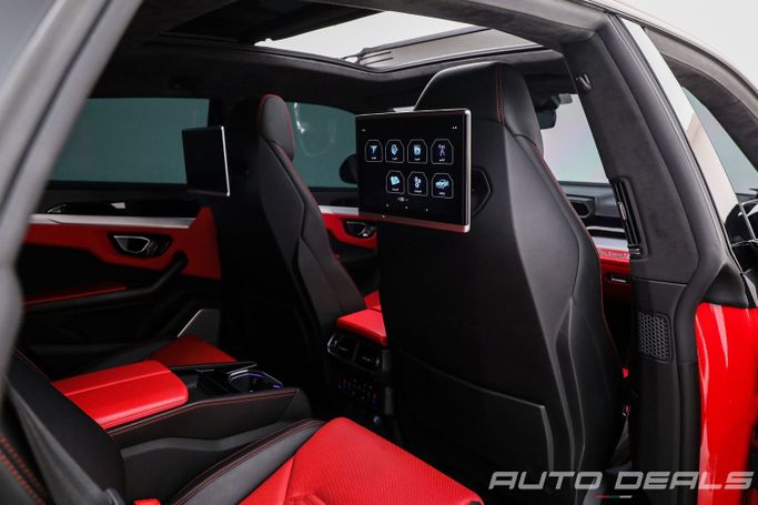 Подержанный Lamborghini Urus I, 4.0 л, 2019 в Дубае от AUTO DEALS Красный цвет. GCC | AUTO.AE