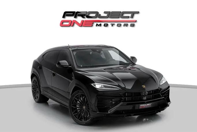 مستعملة Lamborghini Urus Se أنا شد الوجه, 4.0 l, 2025 في في دبي من Project One Motors، اللون أسود. المواصفات الأوروبية | AUTO.AE