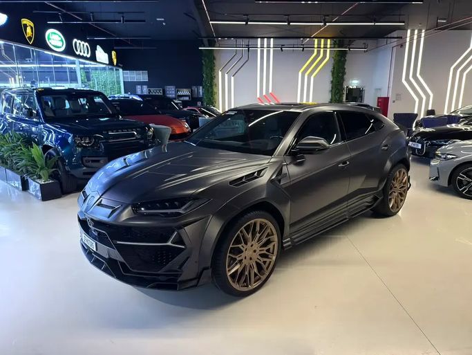 مستعملة Lamborghini Urus I، 4.0 لتر، 2021 في الإمارات، دبي من GE Motors، اللون أسود. مواصفات الخليج | AUTO.AE | إعلان #295578 — صورة 2 من 19