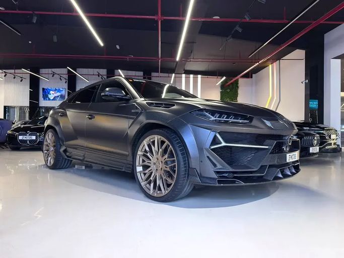 مستعملة Lamborghini Urus I، 4.0 لتر، 2021 في الإمارات، دبي من GE Motors، اللون أسود. مواصفات الخليج | AUTO.AE | إعلان #295578 — صورة 5 من 19