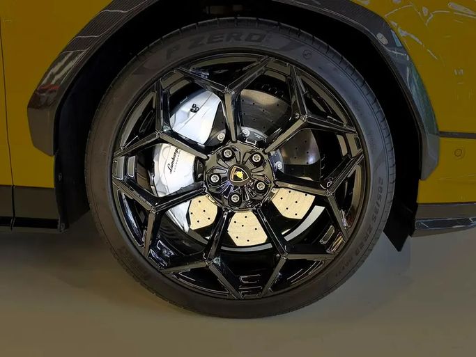 مستعملة Lamborghini Urus Performante أنا فيس ليفت، 4.0 لتر، 2025 في الإمارات، دبي من GE Motors، اللون أصفر. المواصفات الأوروبية | AUTO.AE | إعلان #295580 — صورة 11 من 18