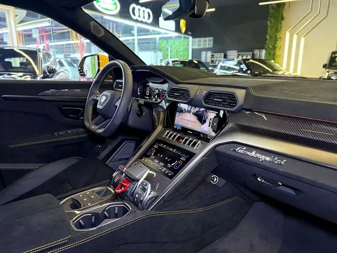 مستعملة Lamborghini Urus Performante أنا فيس ليفت، 4.0 لتر، 2025 في الإمارات، دبي من GE Motors، اللون أصفر. المواصفات الأوروبية | AUTO.AE | إعلان #295580 — صورة 15 من 18