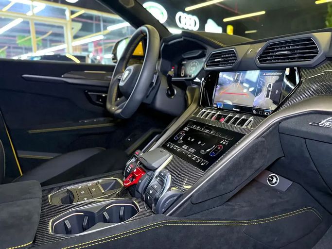 مستعملة Lamborghini Urus Performante أنا فيس ليفت، 4.0 لتر، 2025 في الإمارات، دبي من GE Motors، اللون أصفر. المواصفات الأوروبية | AUTO.AE | إعلان #295580 — صورة 16 من 18