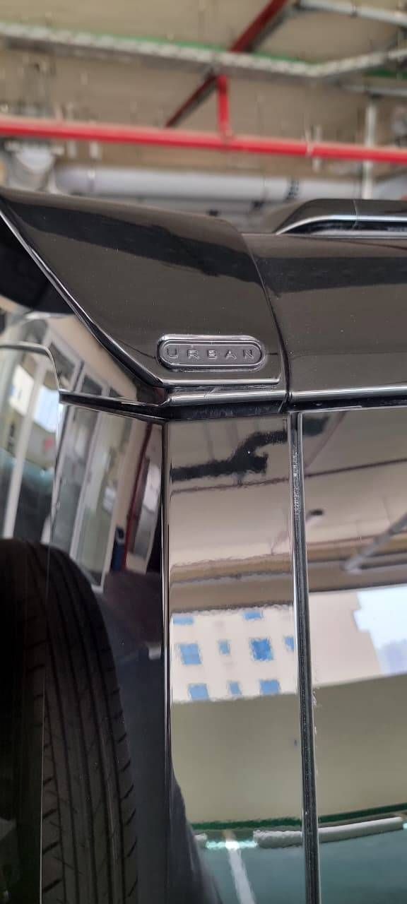 Land Rover Defender Octa II, 2024 внедорожник 5 дв. 110 стандарт класса в Дубае от High voltage car rental llc черный цвет | AUTO.AE