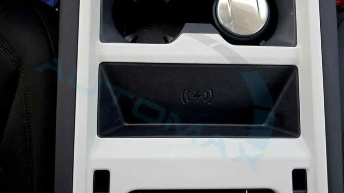 New Land Rover Defender 90 II, 3.0 l, 2025 in Dubai by Auto Max Group, Black color. GCC Specs | AUTO.AE