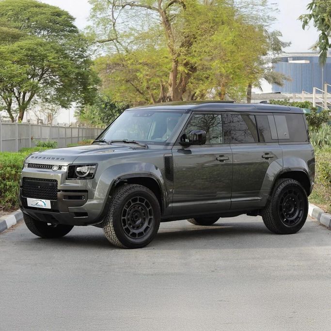 Новый Land Rover Defender 110 II, 2.0 л, 2025 в Дубае от Auto Max Group Зеленый цвет. Other | AUTO.AE