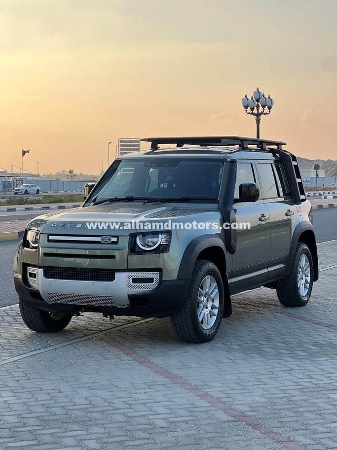 Подержанный Land Rover Defender 110 II, 3.0 л, 2020 в Дубае от Alhamd Motors Зеленый цвет. Other | AUTO.AE