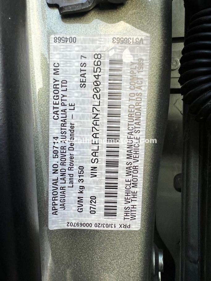 Подержанный Land Rover Defender 110 II, 3.0 л, 2020 в Дубае от Alhamd Motors Зеленый цвет. Other | AUTO.AE