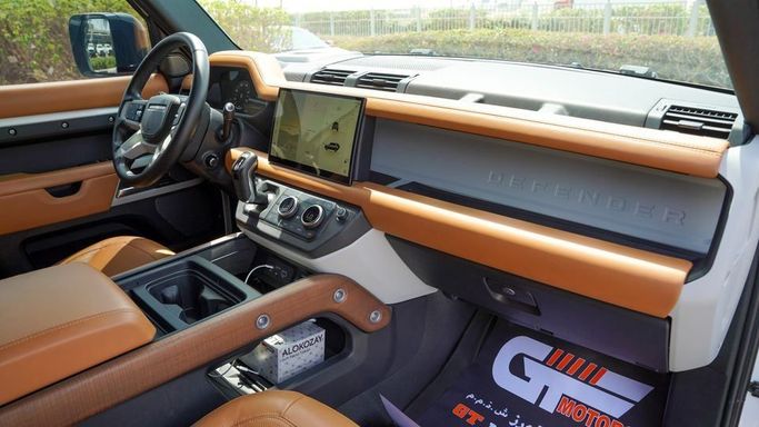 Used Land Rover Defender P400 II, 3.0 l, 2024 in Dubai by Najem Motors, White color. GCC Specs | AUTO.AE