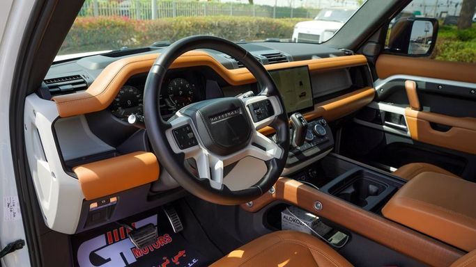 Used Land Rover Defender P400 II, 3.0 l, 2024 in Dubai by Najem Motors, White color. GCC Specs | AUTO.AE