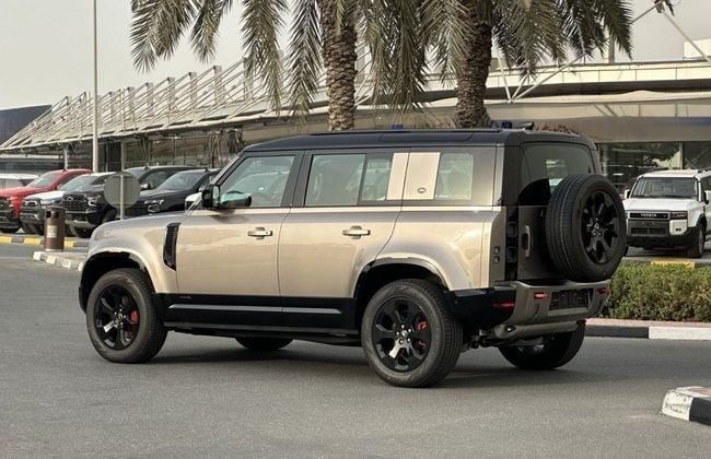 Новый Land Rover Defender 110 II, 3.0 л, 2023 в Дубае от Falcons GT Motors FZCO Бронзовый цвет. Европейская | AUTO.AE