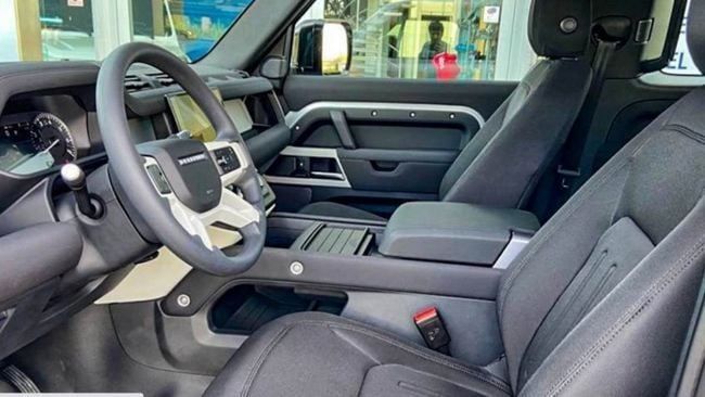 New Land Rover Defender 130 II, 3.0 l, 2022 in Dubai by Falcons GT Motors FZCO, White color. Other | AUTO.AE