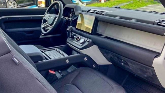 New Land Rover Defender 130 II, 3.0 l, 2022 in Dubai by Falcons GT Motors FZCO, White color. Other | AUTO.AE