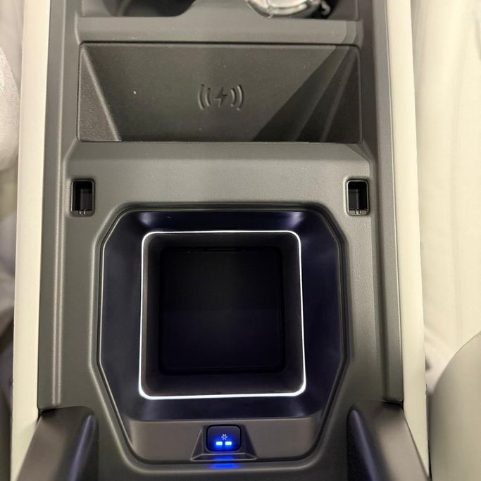 New Land Rover Defender P400 II, 3.0 l, 2025 in Dubai by AAA Motors, Black color. GCC Specs | AUTO.AE