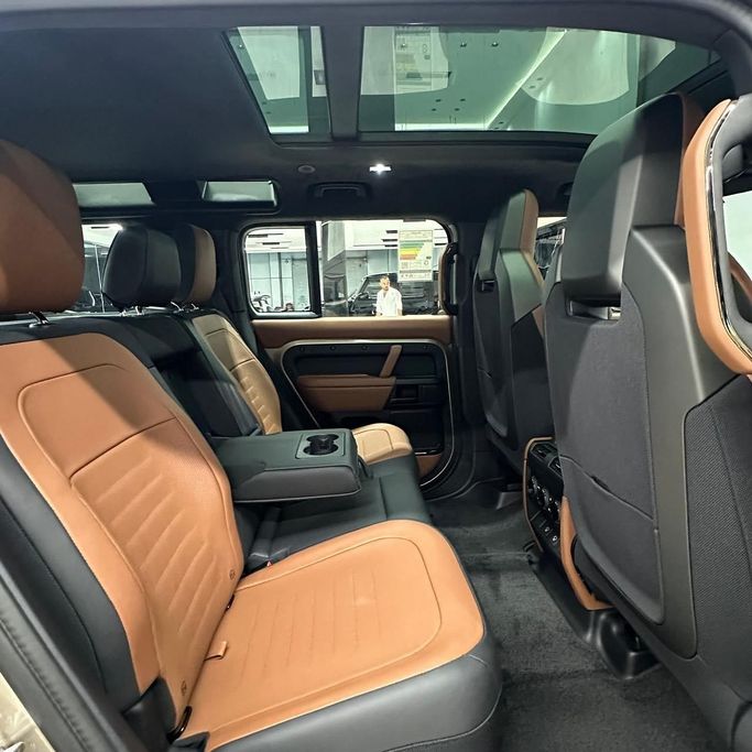 Used Land Rover Defender Octa II, 4.4 l, 2025 in Dubai by AAA Motors, Golden color. GCC Specs | AUTO.AE