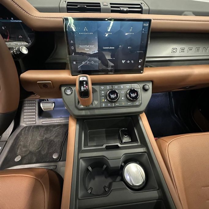 Used Land Rover Defender Octa II, 4.4 l, 2025 in Dubai by AAA Motors, Golden color. GCC Specs | AUTO.AE