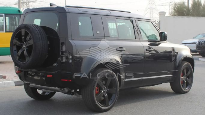 Новый Land Rover Defender 110 II, 3.0 л, 2023 в Дубае от Falcons GT Motors FZCO Черный цвет. Other | AUTO.AE