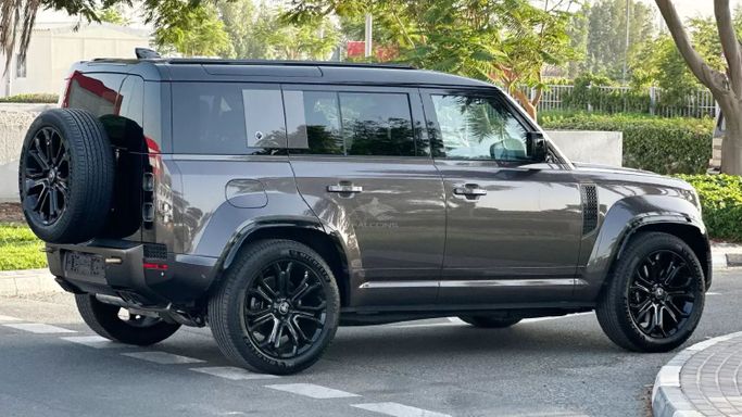 Новый Land Rover Defender Octa II, 4.4 л, 2025 в Дубае от Falcons GT Motors FZCO Серый цвет. Other | AUTO.AE