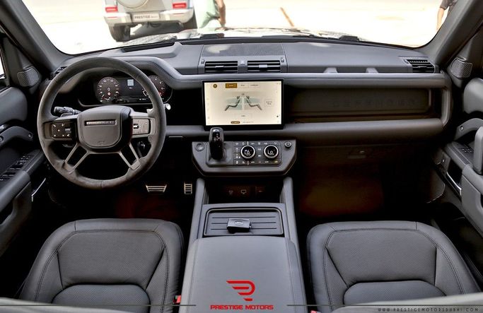 Новый Land Rover Defender 110 II, 5.0 л, 2023 в Дубае от Prestige motors Черный цвет. Other | AUTO.AE