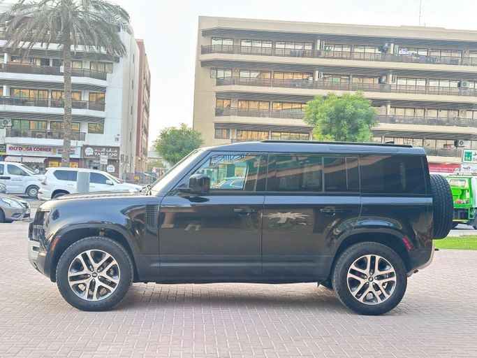 Подержанный Land Rover Defender 110 II, 2.0 л, 2025 в Дубае Черный цвет. Американская | AUTO.AE