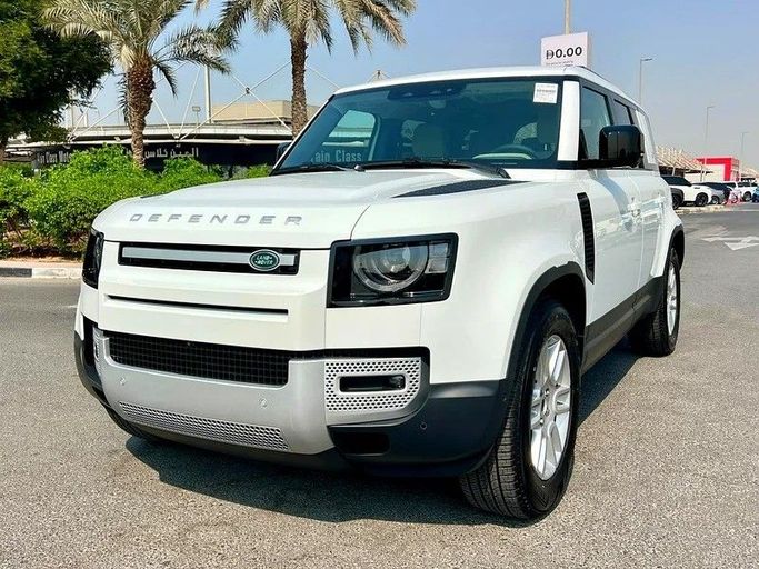 Новый Land Rover Defender 110 II, 2.0 л, 2024 в Дубае от Designo Cars Trading Белый цвет. Европейская | AUTO.AE