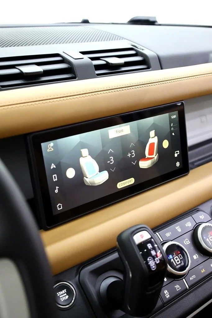 Новый Land Rover Defender 110 II, 2.0 л, 2024 в Дубае от Al Faris Motors Черный цвет. Other | AUTO.AE