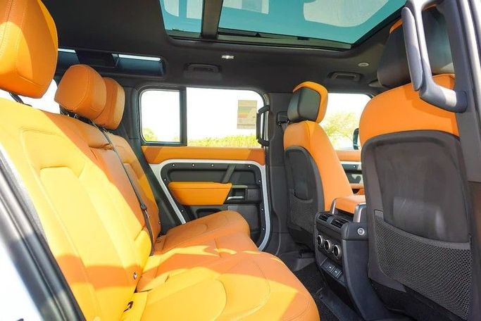 Новый Land Rover Defender 110 II, 5.0 л, 2023 в Дубае от Empire Motors Белый цвет. GCC | AUTO.AE