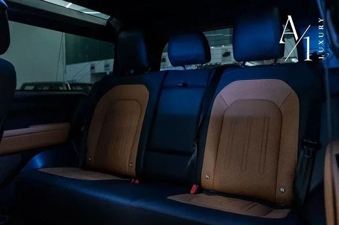 Подержанный Land Rover Defender 90 II, 3.0 л, 2022 в Дубае от A1 Luxury Motors Черный цвет. Европейская | AUTO.AE