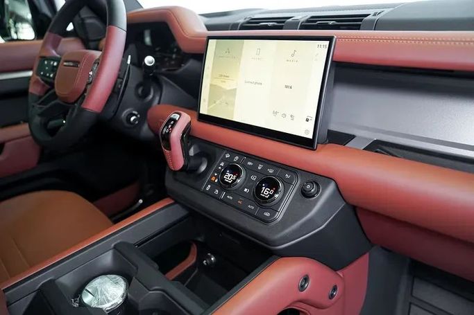 Used Land Rover Defender Octa II, 4.4 l, 2025 in Dubai by Exotic Cars, Golden color. Other | AUTO.AE