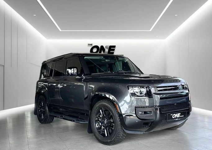 Подержанный Land Rover Defender 130 II, 3.0 л, 2024 в Дубае от The One Motors Серый цвет. Американская | AUTO.AE