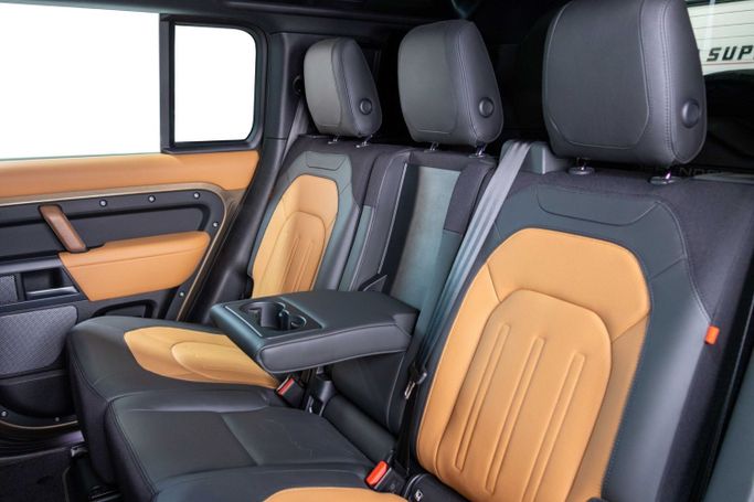 Подержанный Land Rover Defender 110 II, 3.0 л, 2023 в Дубае от The Car Superstore Другой цвет цвет. Other | AUTO.AE