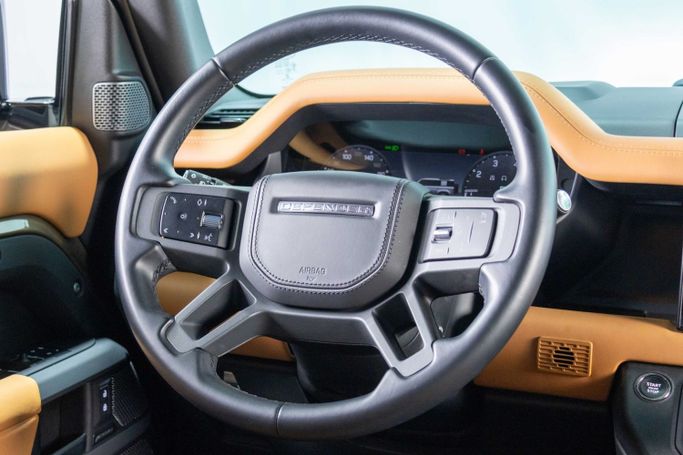 Подержанный Land Rover Defender 110 II, 3.0 л, 2023 в Дубае от The Car Superstore Другой цвет цвет. Other | AUTO.AE