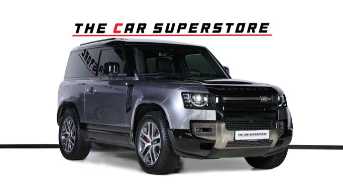 Подержанный Land Rover Defender P400 II, 3.0 л, 2024 в Дубае от The Car Superstore Серый цвет. Other | AUTO.AE