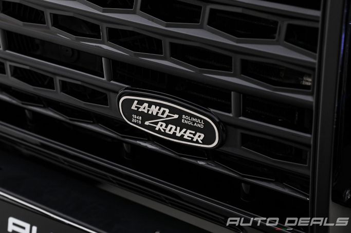 Подержанный Land Rover Defender 110 I Рестайлинг, 2.4 л, 2010 в Дубае от AUTO DEALS Белый цвет.  | AUTO.AE