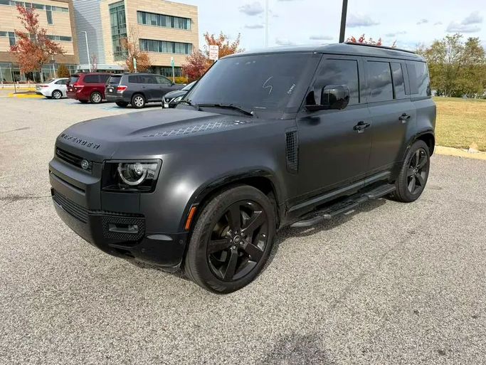 Used Land Rover Defender 110 II, 3.0 l, 2025 in Dubai by Sultan Al Kutbi Motors, Black color. GCC Specs | AUTO.AE