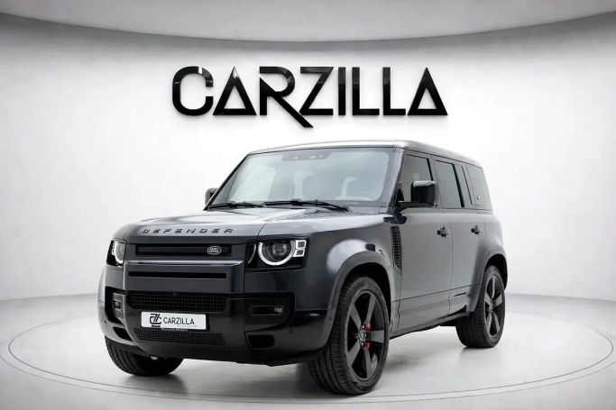 مستعملة Land Rover Defender 110 ثانياً, 5.0 l, 2023 في في دبي من Carzilla Motors، اللون رمادي. المواصفات الأوروبية | AUTO.AE | إعلان #262557