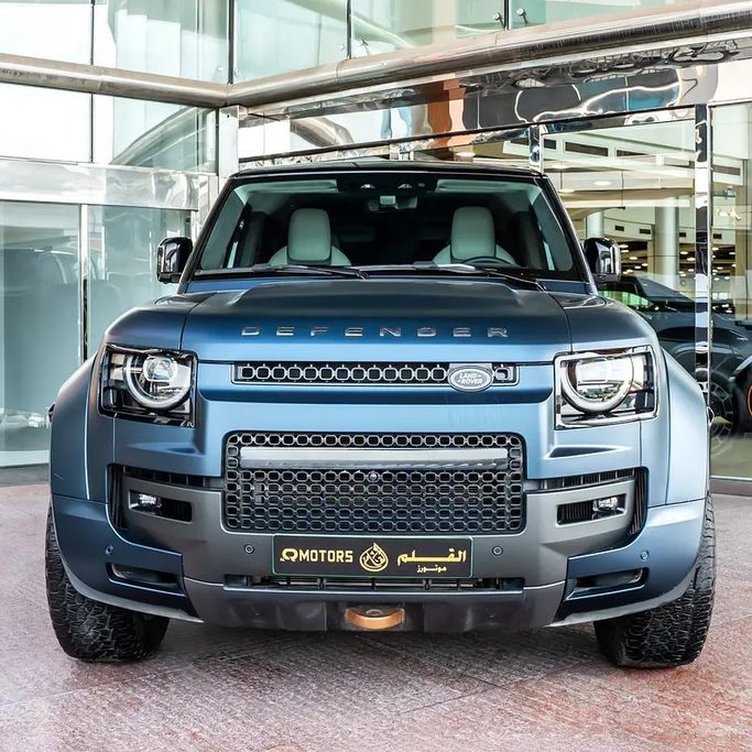 مستعملة Land Rover Defender Octa ثانياً, 4.4 l, 2026 في في الإمارات, دبي من Q Motors، اللون أزرق. مواصفات الخليج | AUTO.AE | إعلان #282500