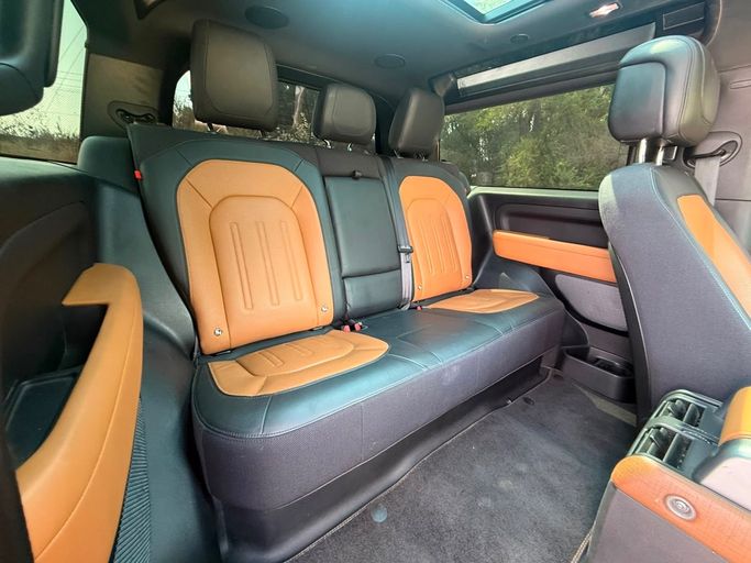 Used ⁦Land Rover Defender P400 II (L663), 3.0 l, 2021⁩ in UAE, Dubai by Prestige Motos (SHJ), Black color. GCC Specs | AUTO.AE | Listing #289240